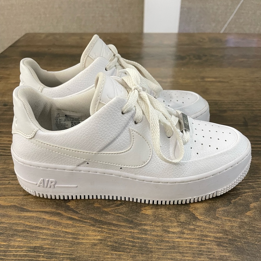 White Air Force 1